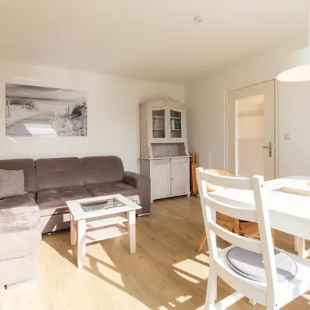 Kleeblatt 5 - Zentrale, Ruhige Lage Mit Garten Und Terrasse Scharbeutz