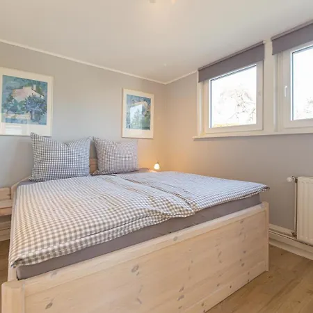 Dom wakacyjny Kleeblatt 5 - Zentrale, Ruhige Lage Mit Garten Und Terrasse Scharbeutz