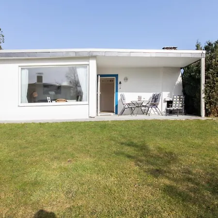 Dom wakacyjny Kleeblatt 5 - Zentrale, Ruhige Lage Mit Garten Und Terrasse Scharbeutz